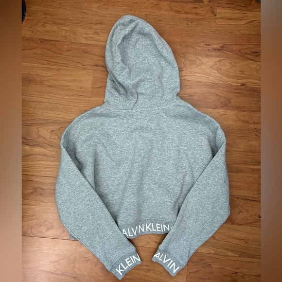 Cropped Calvin Klein Hoodie - Picture 3 of 5